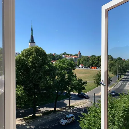 Orange Mere Korter *