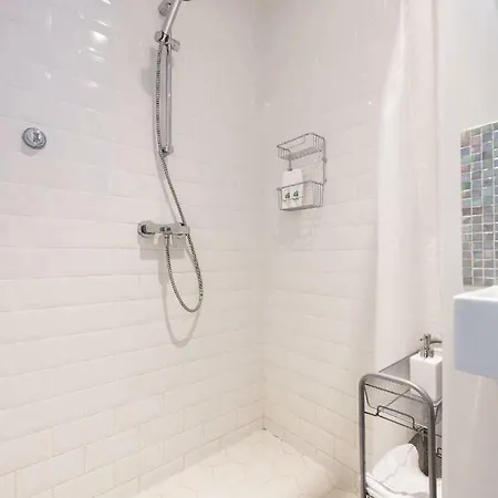 Апартаменты Orange Mere